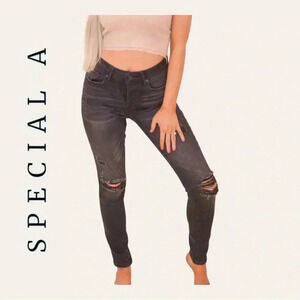 1209. SPECIAL‎ A DENIM JEANS DISTRESSED BLACK IN COLOR SIZE 3
